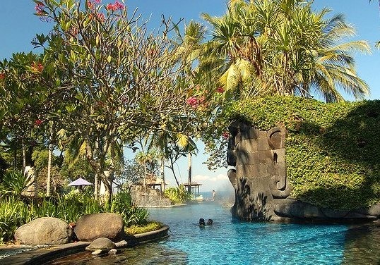 by msdstefan on Flickr.The perfect pool at Sheraton Senggigi Hotel, Lombok, Indonesia.