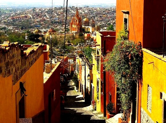 Steep hillside streets in San Miguel de Allende, Guanajuato, Mexico