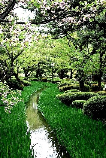 Kenroku-en Gardens in Kanazawa, Japan